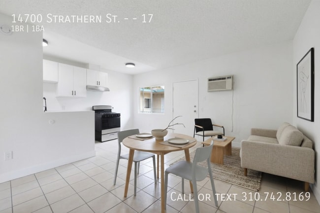 Building Photo - 14700 Strathern St Unit 17