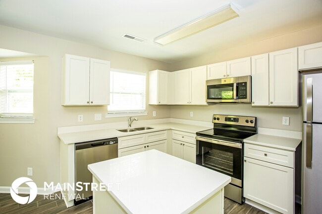 Photo - 4802 Farmview Dr
