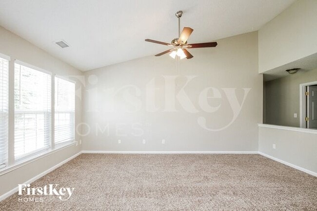 Photo - 115 Bosburg Dr