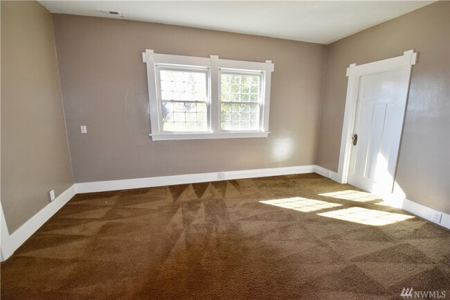 Bedroom with 2 walk in closets - 1228 S 3rd St Unit B