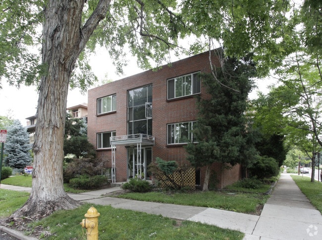 Photo - 1302 Milwaukee