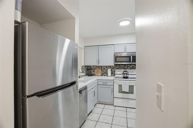 Photo - 5557 Sea Forest Dr Unidad 215