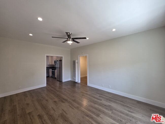Building Photo - 11506 Truro Ave Unit B