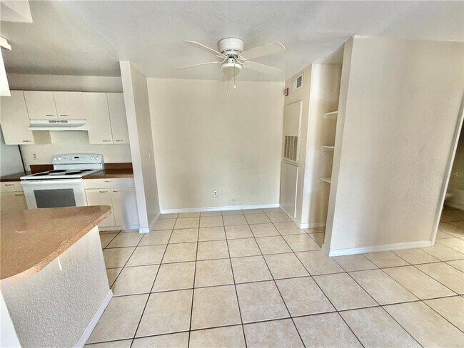 Photo - 2550 N Alafaya Trail Unit 3103