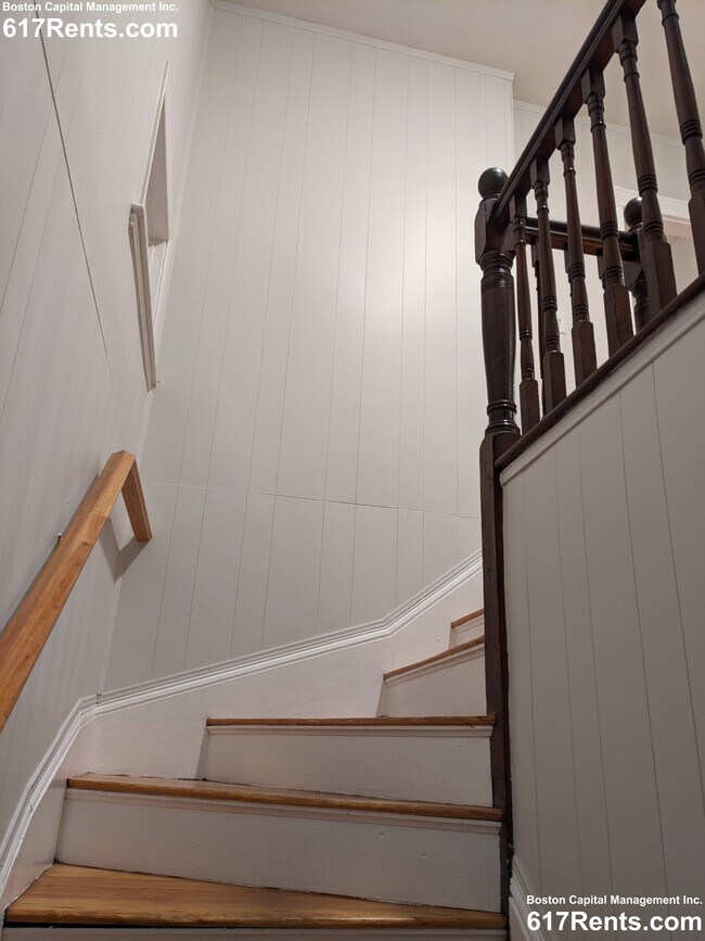 Photo - 25 Moreland St Unit 2