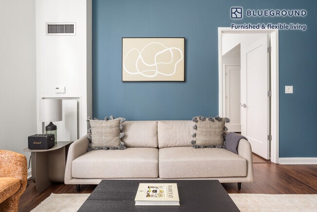 Photo - 285 Third St Unidad FL1-ID714