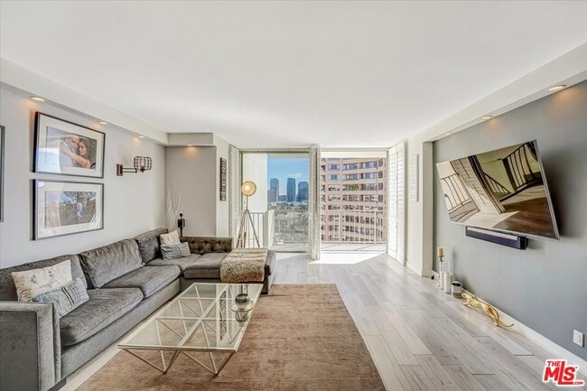 Photo - 10433 Wilshire Blvd Unit 1202