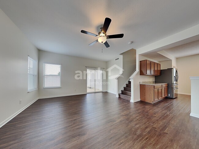 Photo - 871 Kimberly Ave