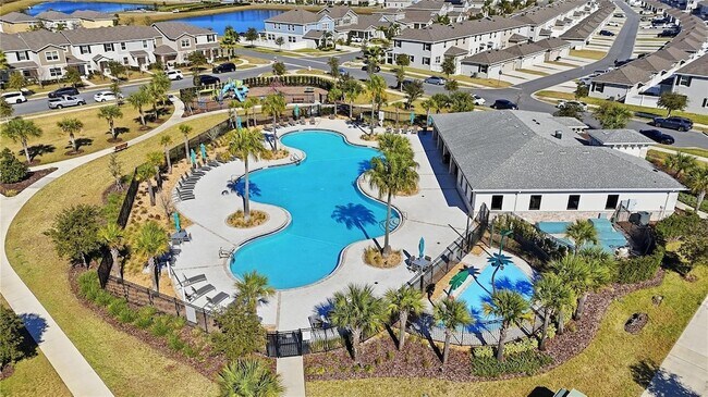 Photo - 10672 Words Dr