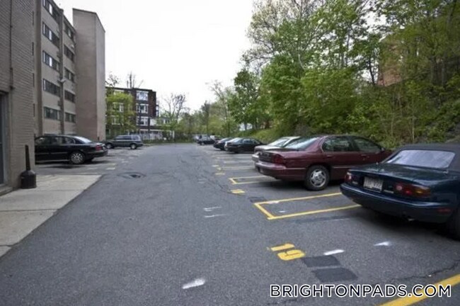 Photo - 125 Chiswick Rd Unidad 504