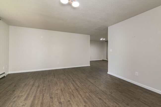 Photo - 5 bed 3 bath Home in Fairbanks