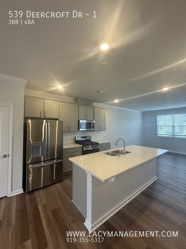 Photo - 539 Deercroft Dr