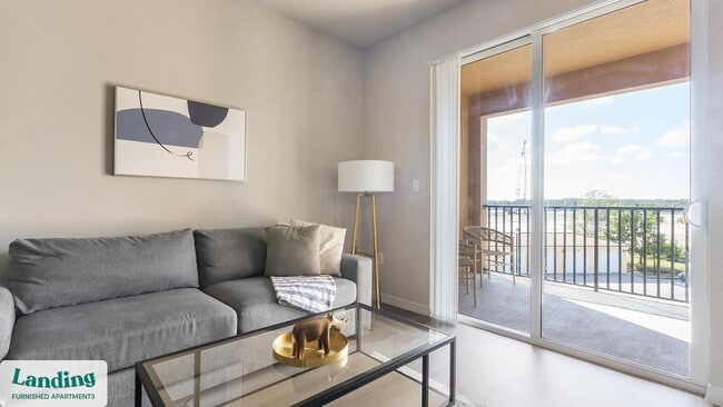 Photo - 4590 Winkler Ave Unidad 5-302.1407659