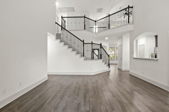 Photo - 71 Black Swan Pl