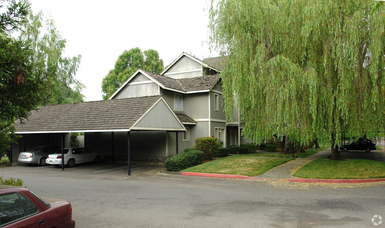 Photo - Willow Creek Apartments