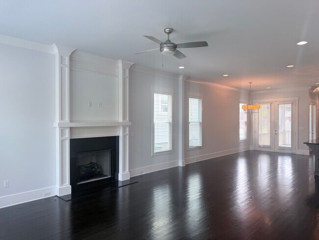 Photo - 3 bedroom/2.5 baths