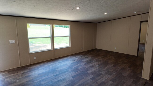 Photo - 208 Marcy Cove