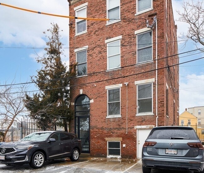 Photo - 1 Chelsea Ter Apartment Unit #3