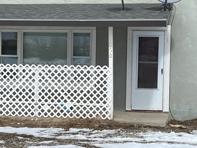 Building Photo - Forestvale Tri-plex Unit #1 Rental