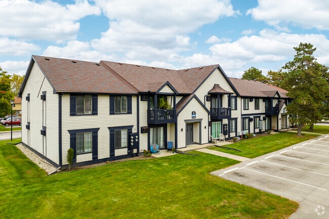 Walnut Woods Apartments - Walnut Woods Apartments