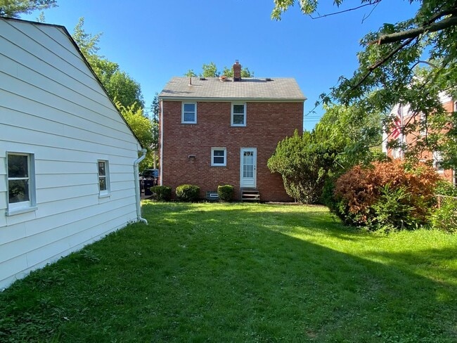 5248 Haverford Dr
