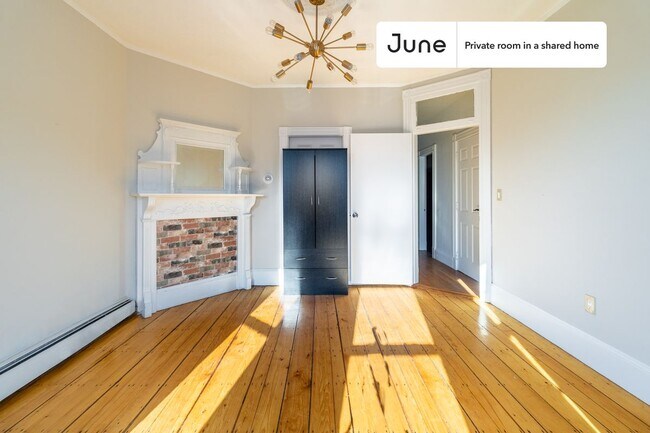 Photo - Room in Shared 4 bed/1 bath home Unit A