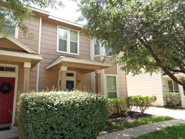 Photo - 16807 Mammoth Springs Dr