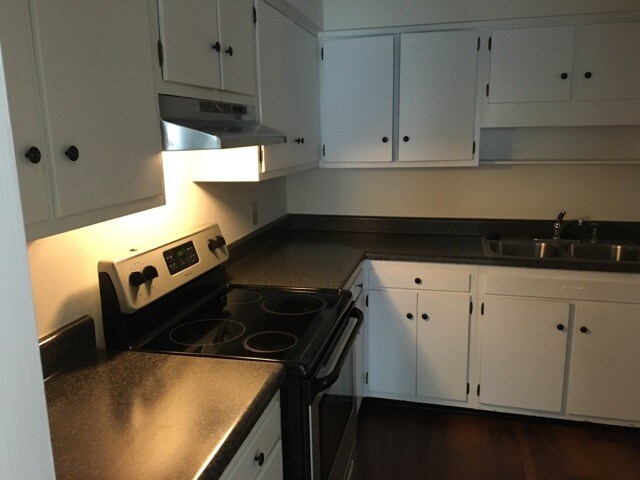 Photo - 573 Winding Creek Rd