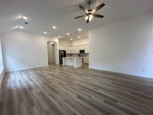 Photo - 7952 Spring Run Dr