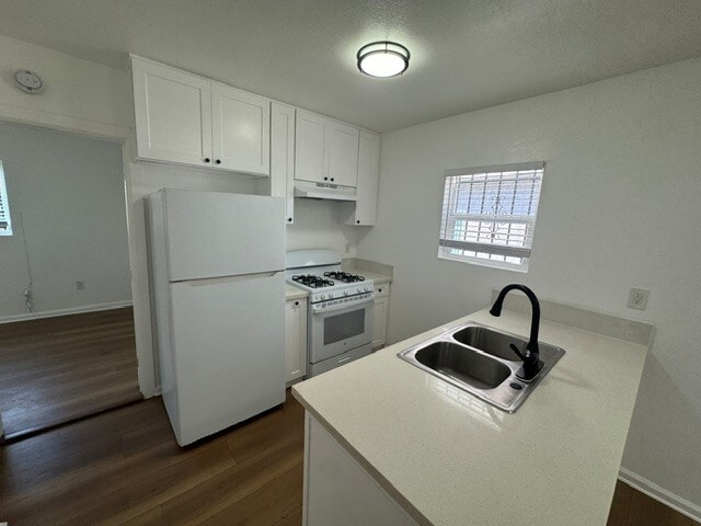 751 E 76th Pl Unit 751