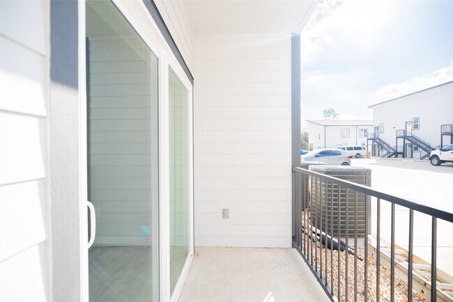 Photo - 2101 Reinke Rd Unidad 8108