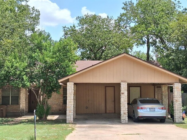 Photo - 803 Sirocco Dr
