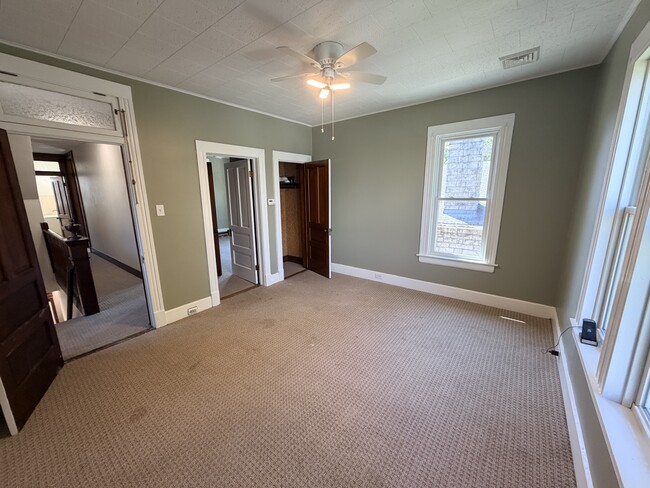 Photo - 514 N 12th St Unidad 514 N 12th street Quincy Illinois 62301