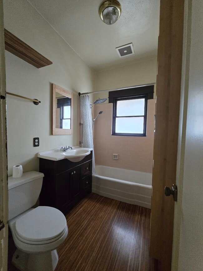 Photo - 528 N 1st Ave