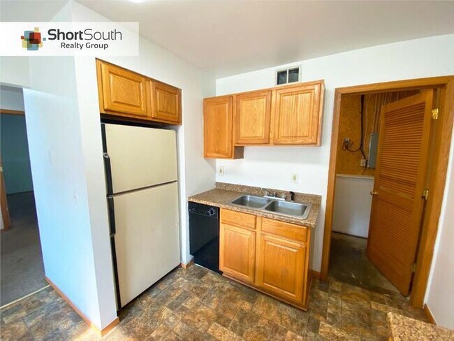 Photo - 4 bed 2 bath Single Family Home