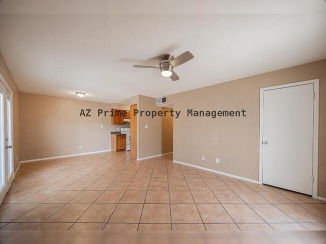 Photo - 922 S Acapulco Ln