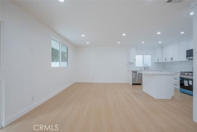 Photo - 7734 N Glenoaks Blvd