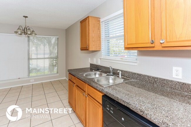 Photo - 5725 Northfield Dr