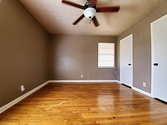 Photo - 206 Eubanks St