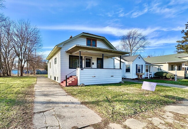 Photo - 1133 N Elmer St