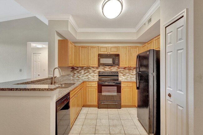 Photo - 15085 Michelangelo Blvd Unit 208