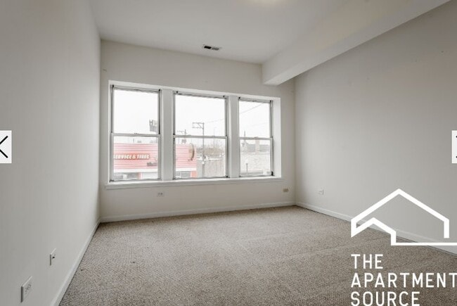 Photo - 4219 W Irving Park Rd Unit 4A