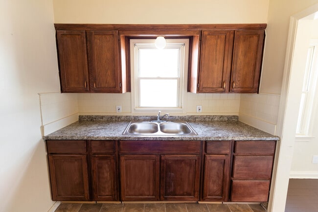 Photo - 808 Seward Ave