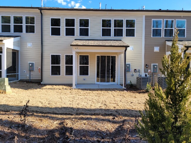 Photo - 904 Haybeck Ln