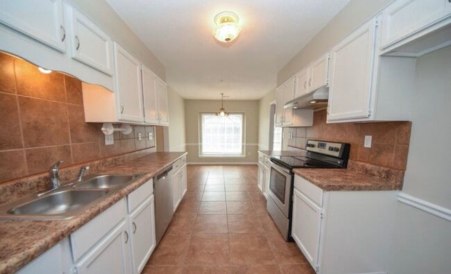 Photo - 7347 Kingsland Dr
