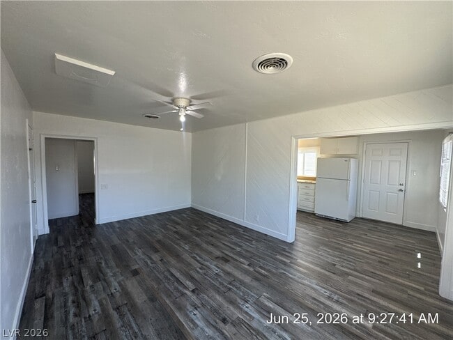 Photo - 148 W Victory Rd