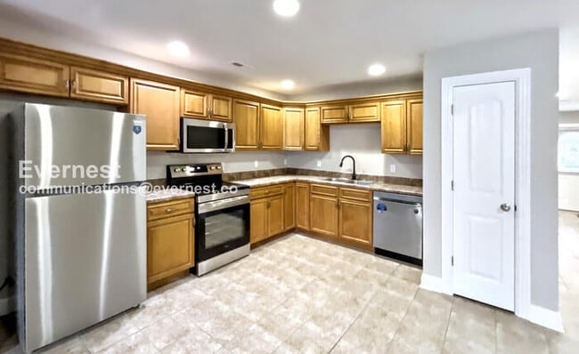 Photo - 162 Brown Estates Dr