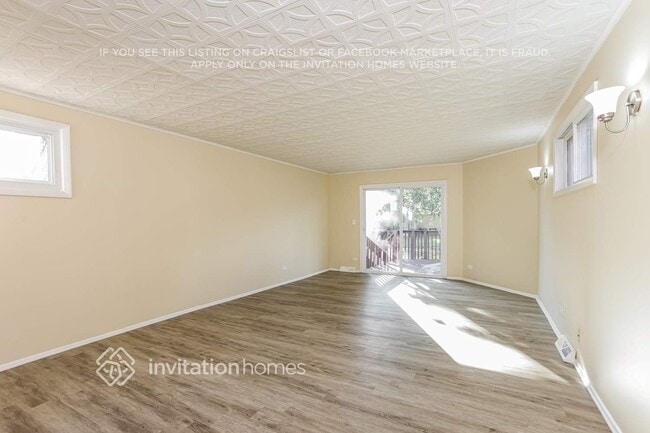 Photo - 8440 S Lockwood Ave