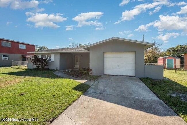 Photo - 2425 Heritage Dr
