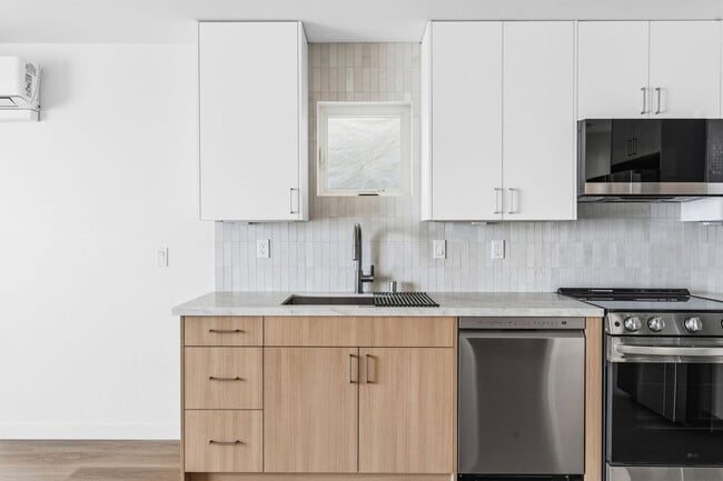 6638 Valjean Ct Unit 1